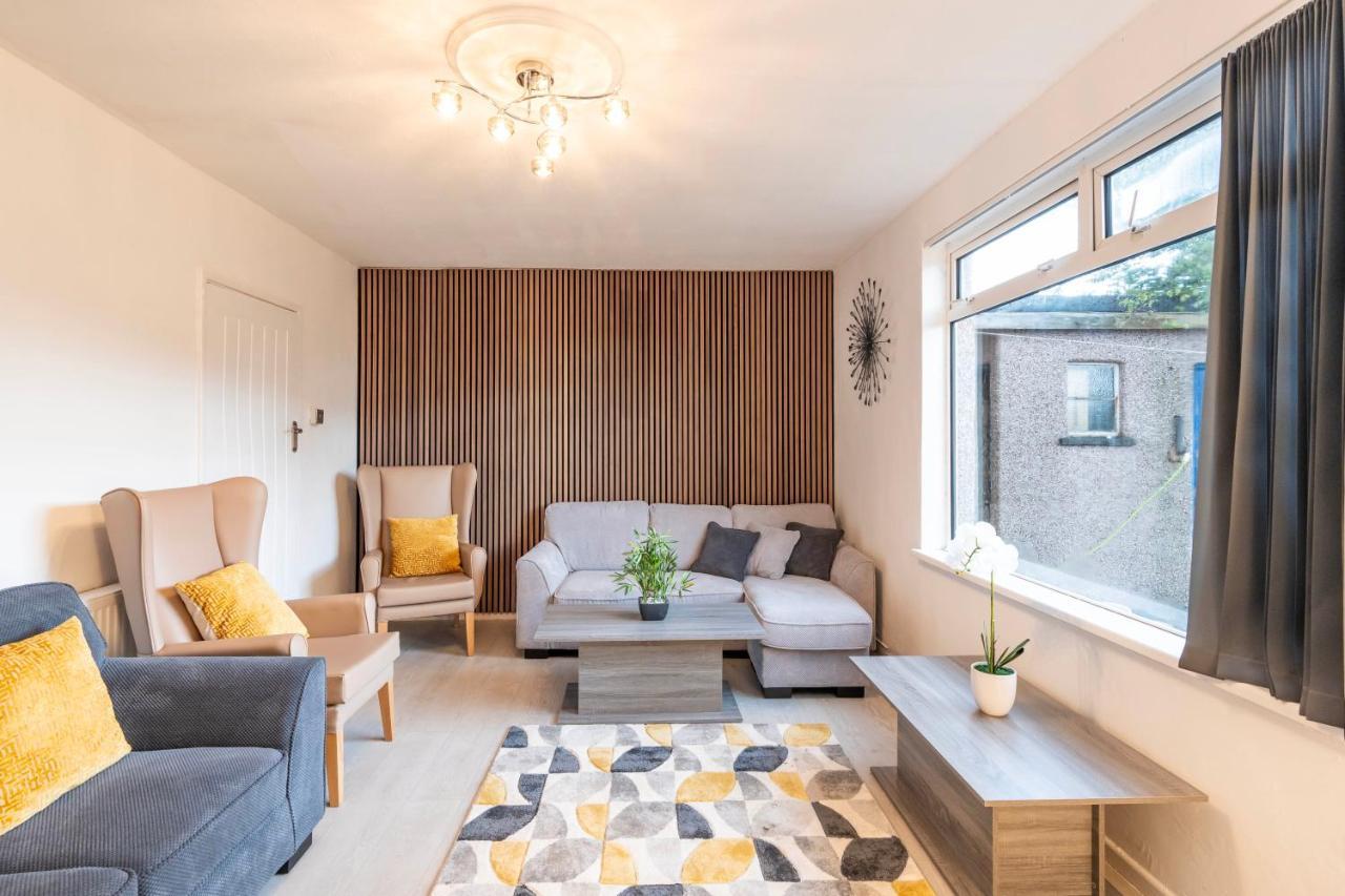 3bedroomsami Detached House